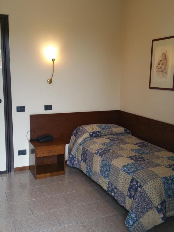 Hotel 5 Vie Almenno San Salvatore Værelse billede