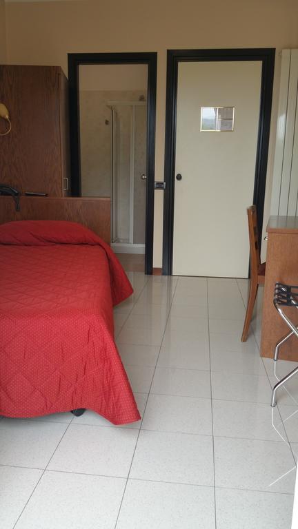 Hotel 5 Vie Almenno San Salvatore Værelse billede