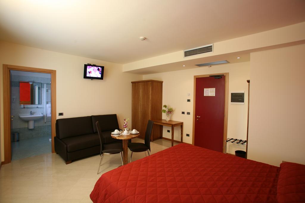 Hotel 5 Vie Almenno San Salvatore Værelse billede